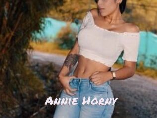 Annie_Horny