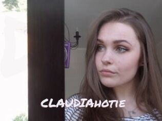 CLAUDIAhotie
