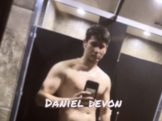 Daniel_devon