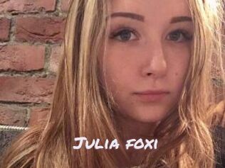 Julia_foxi