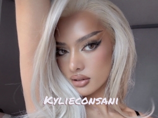 Kylieconsani