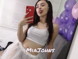 MiaJohns