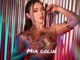 Mia_colin