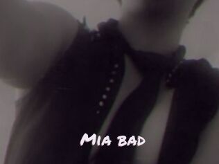 Mia_bad