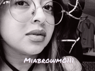 Miabrowm0111