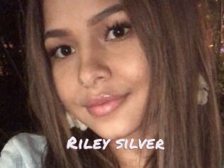 Riley_silver