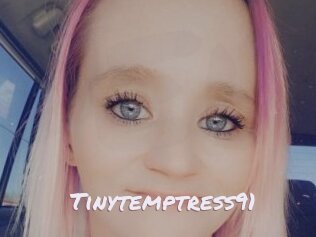 Tinytemptress91